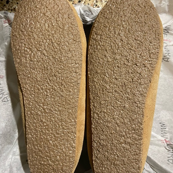 Minnetonka Cassie Slippers for Infants/Toddler/Little Kids Boys And Girls - Picture 4 of 6